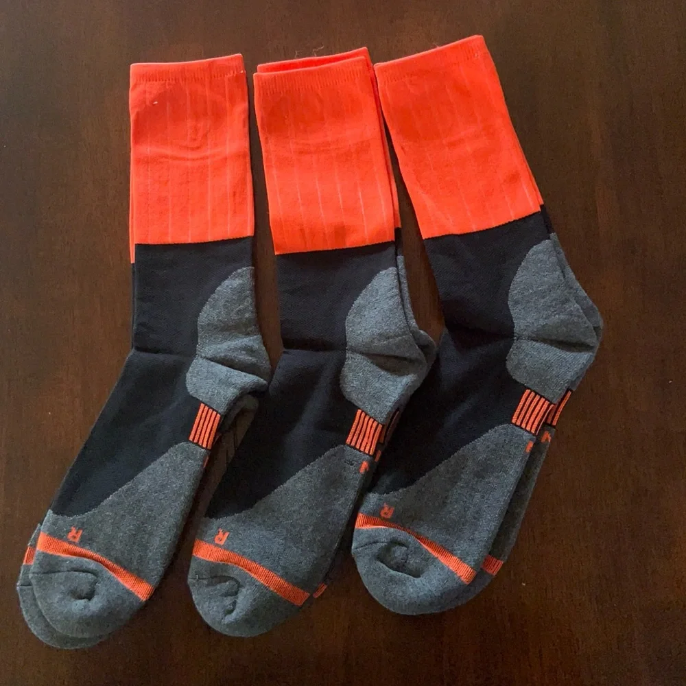 Wander cycling, socks, 2 three packs size medium.